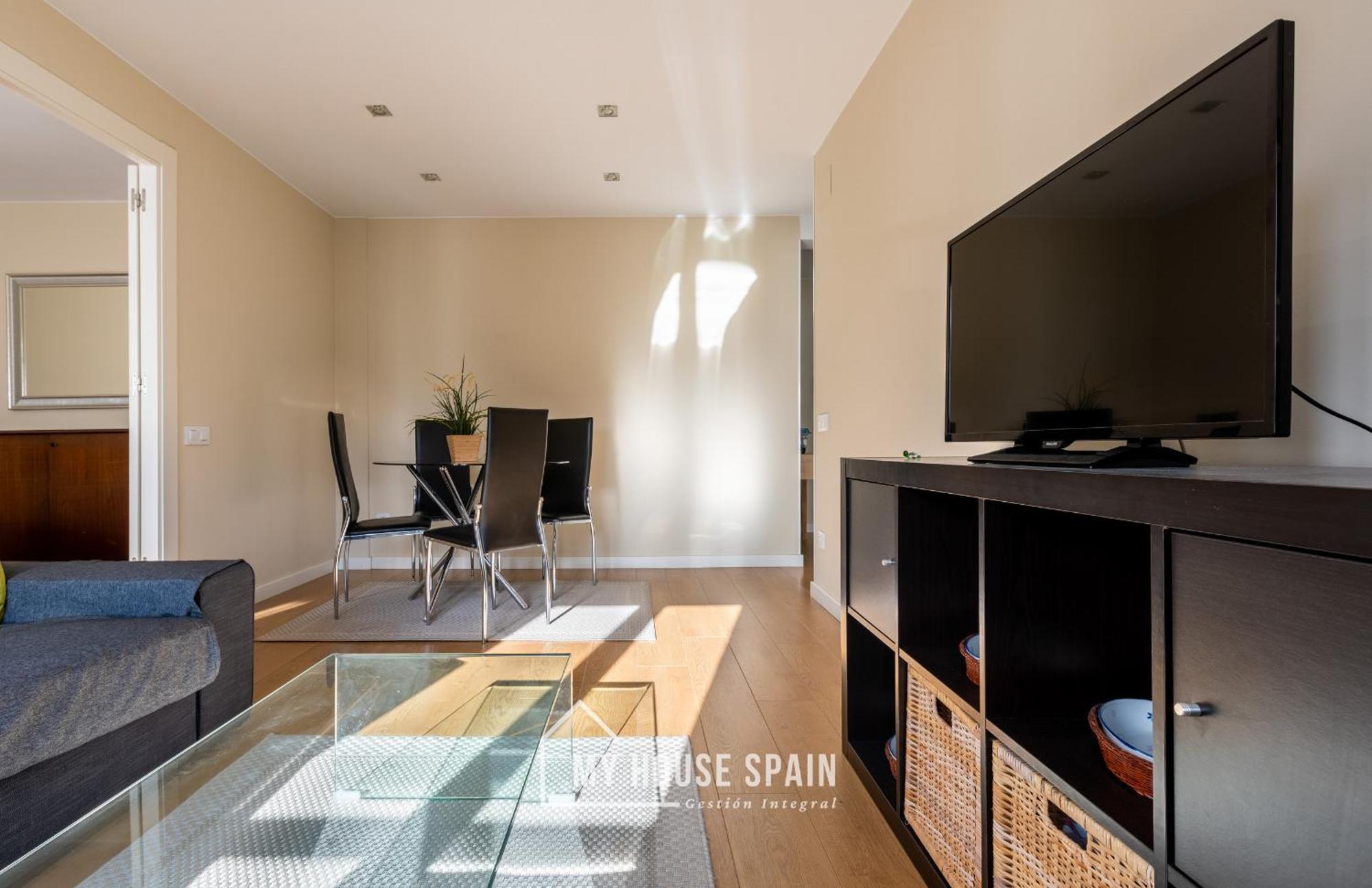 Myhousespain - Radiante Piso Junto A La Playa Gijon Exterior photo