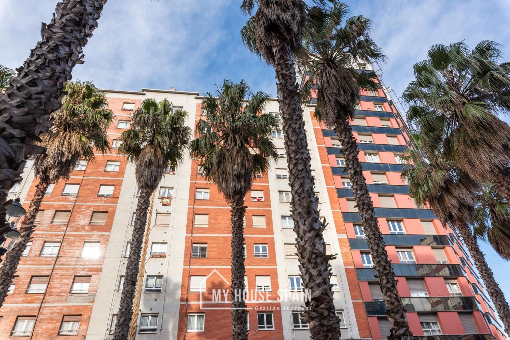 Myhousespain - Radiante Piso Junto A La Playa Gijon Exterior photo